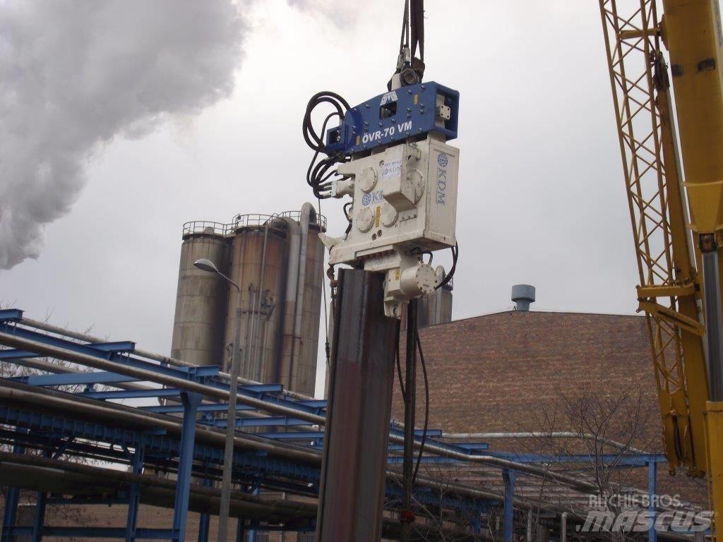 OVR 70VM Vibratory pile drivers