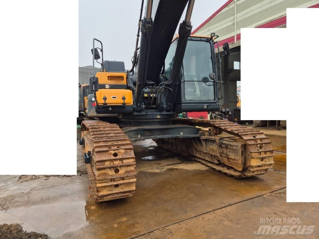 Hyundai HX 520 L Crawler excavators
