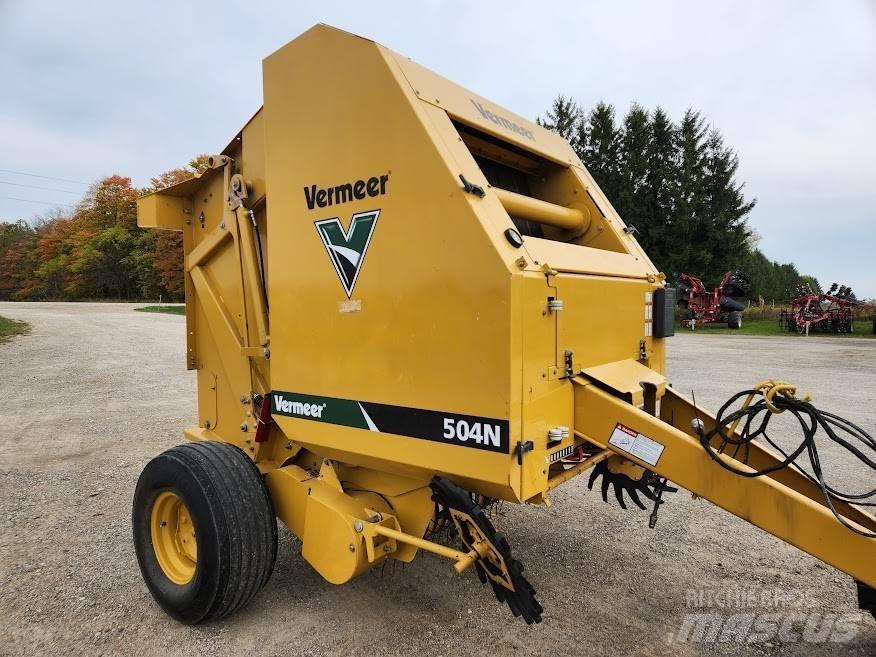 Vermeer 504N Round balers