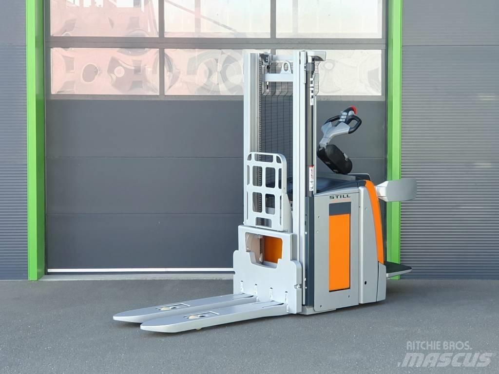 Still EXV-SF20 Pedestrian stacker