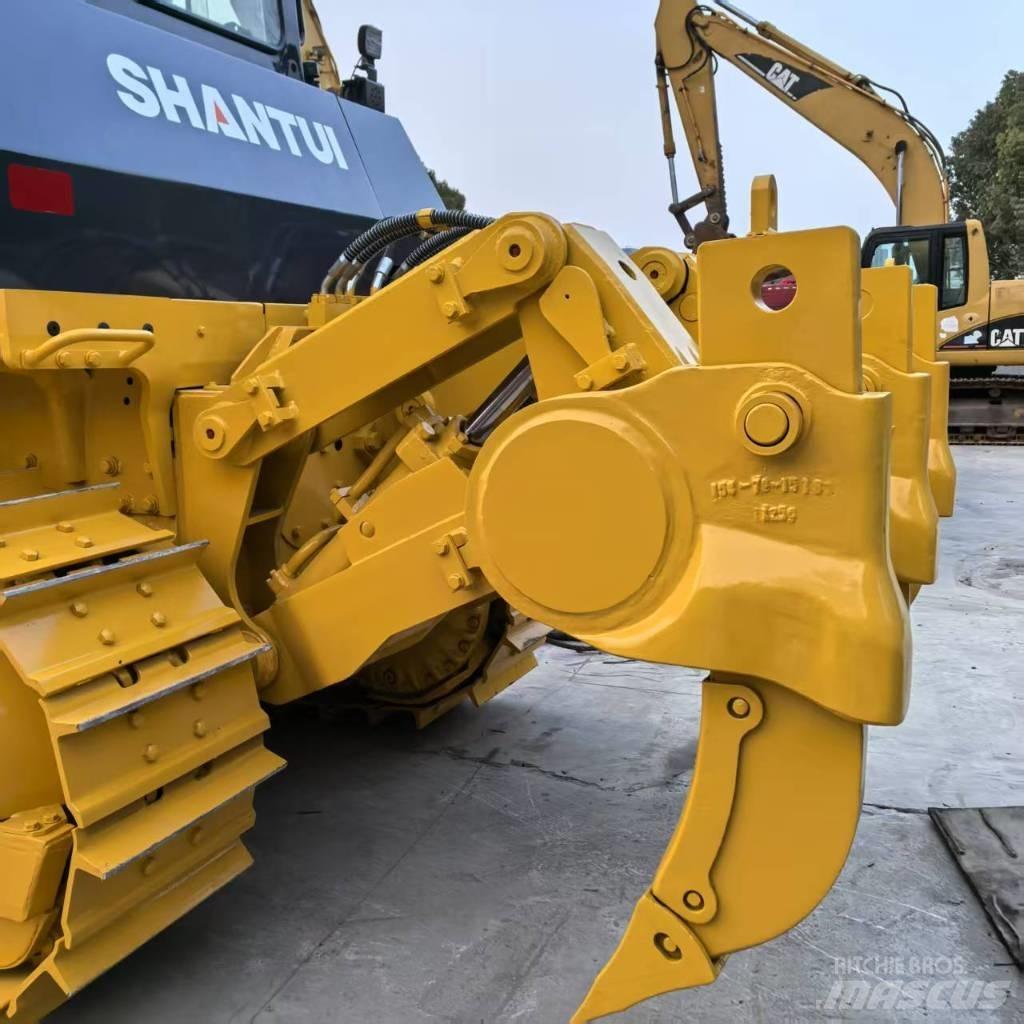 Shantui SD22L Crawler dozers