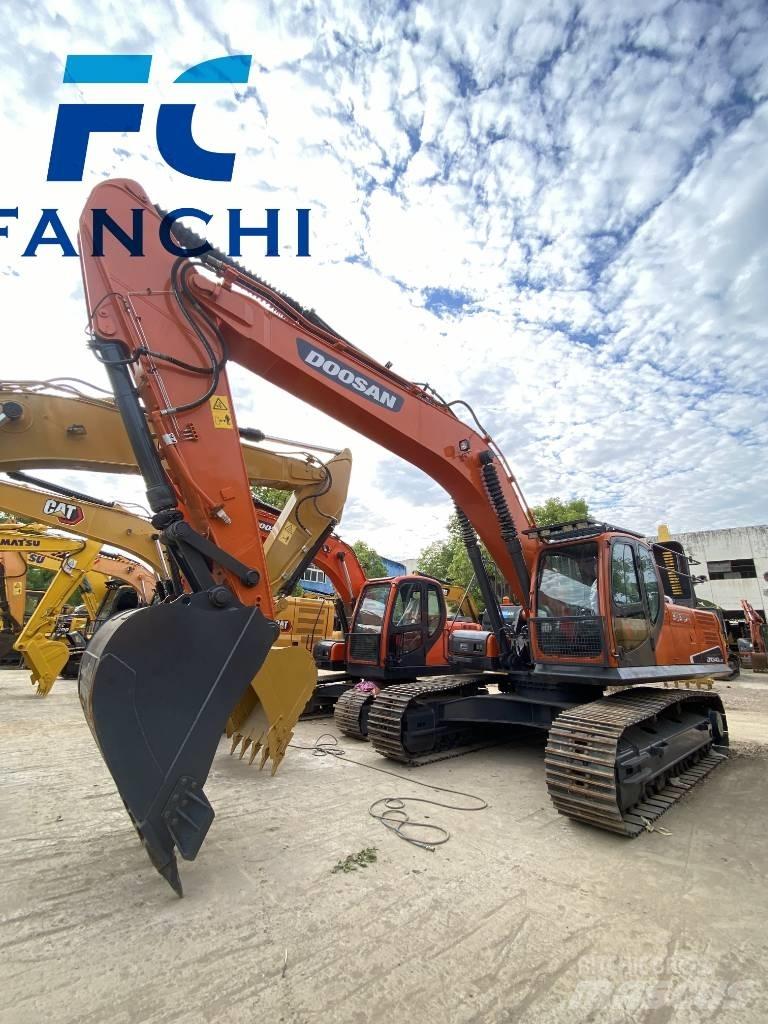 Doosan DX 340 LC Crawler excavators