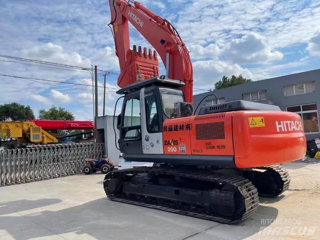 Hitachi ZX200 Crawler excavators