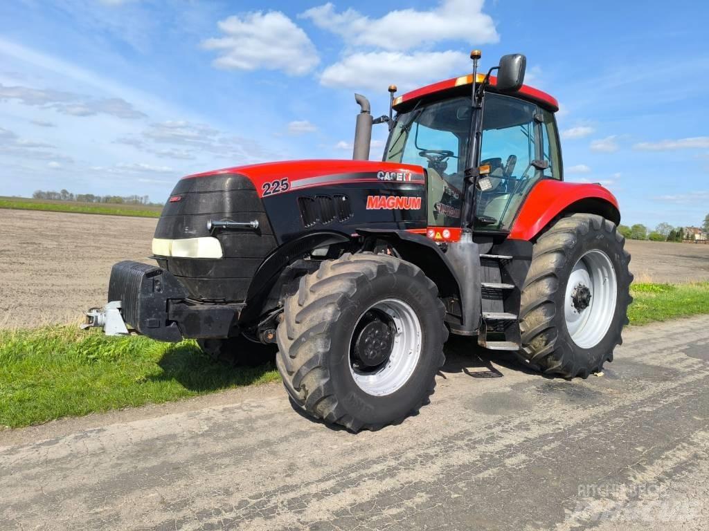CASE MAGNUM 225 2007 Tractors