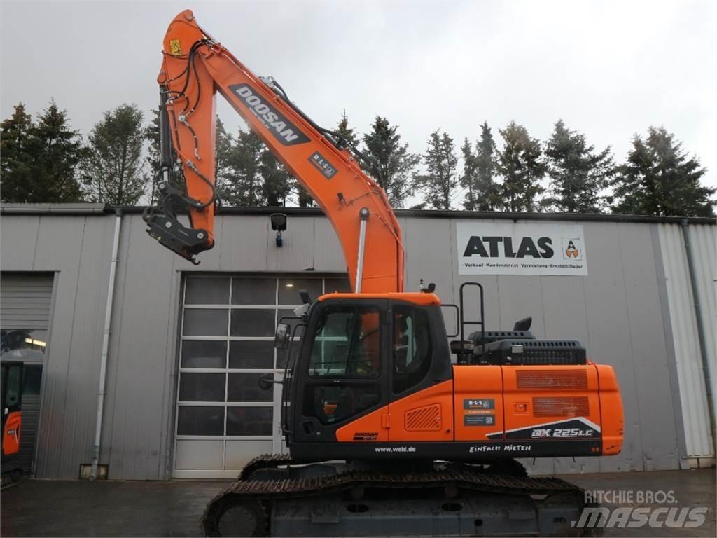 Doosan DX225LC-7 Crawler excavators