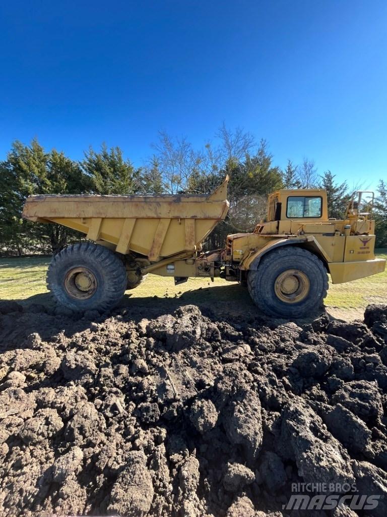 CAT D 30 D Articulated Haulers