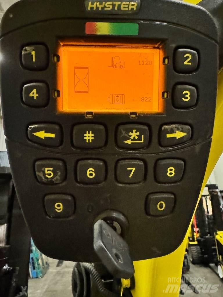 Hyster E100XN Electric forklift trucks