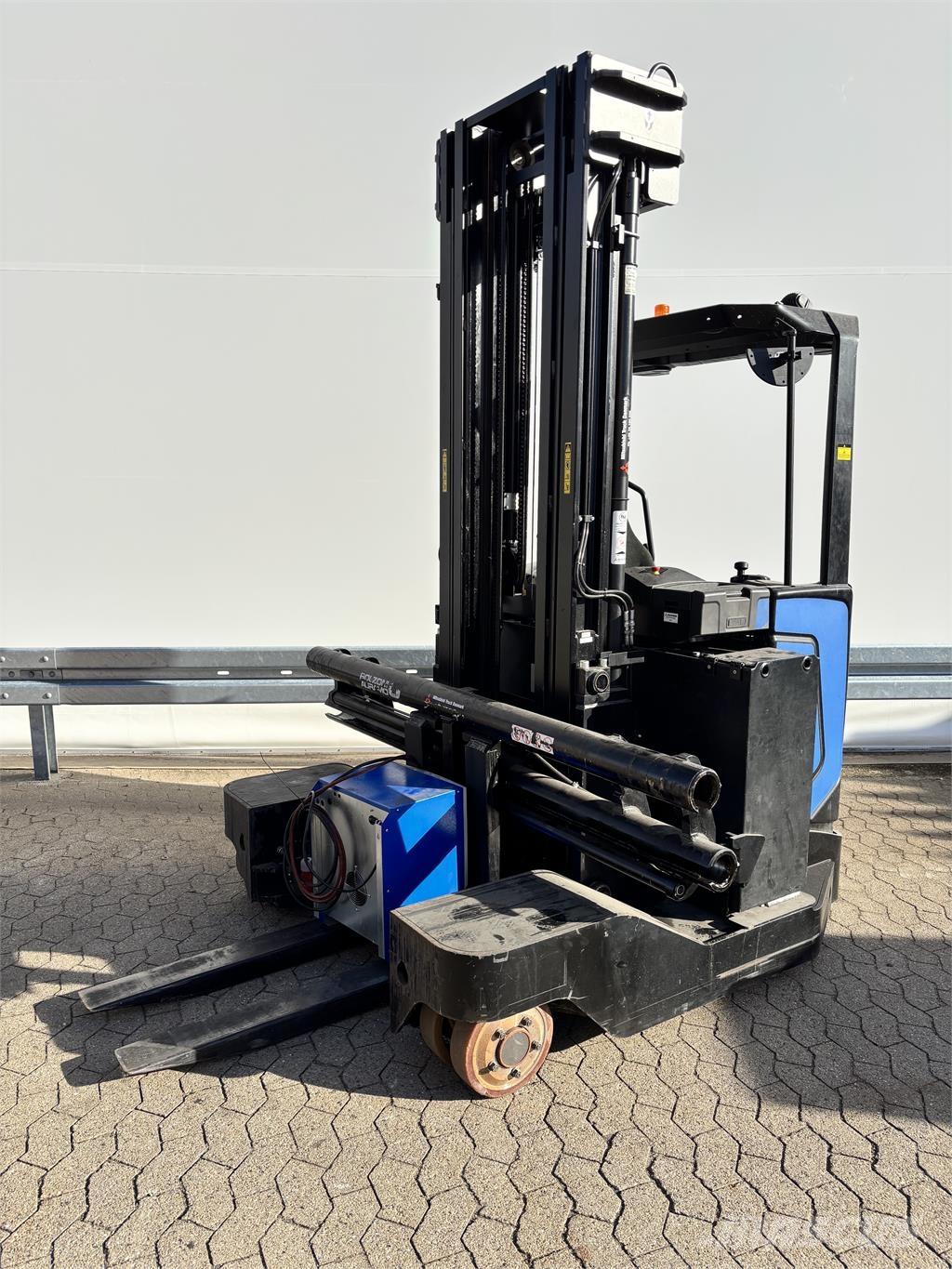 Mitsubishi RBM25N2 4-way reach truck