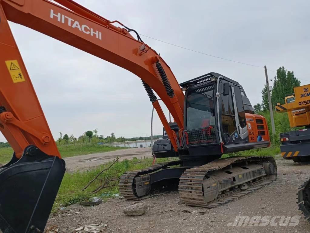 Hitachi ZX210 Crawler excavators