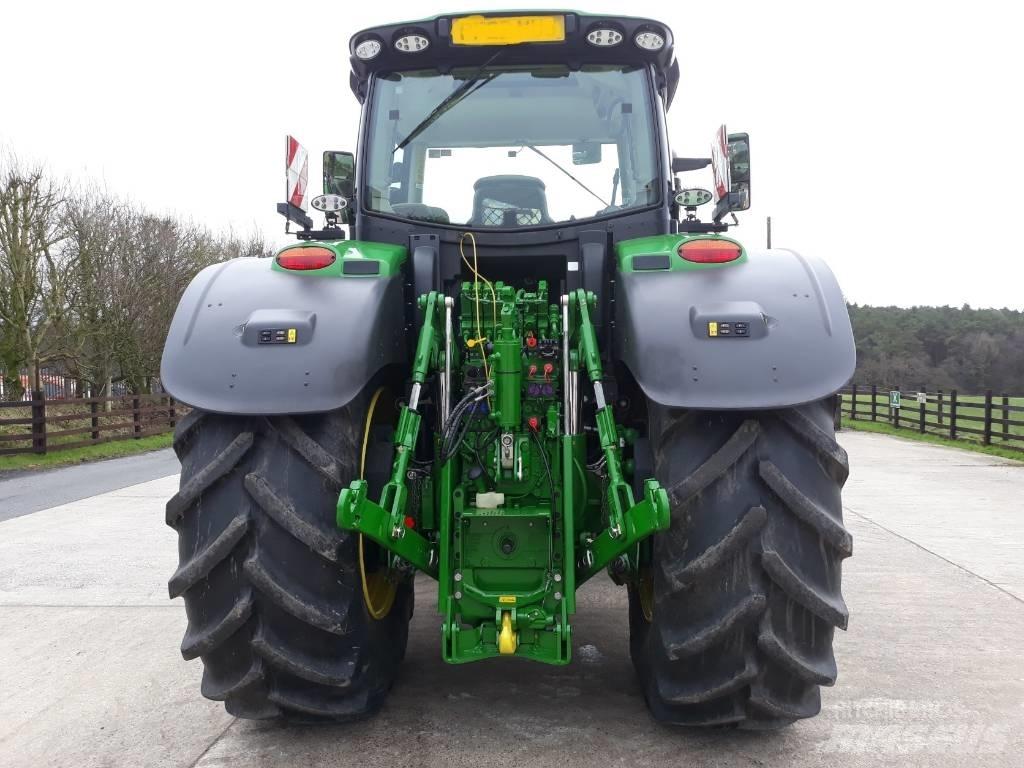John Deere 6250 R Tractors