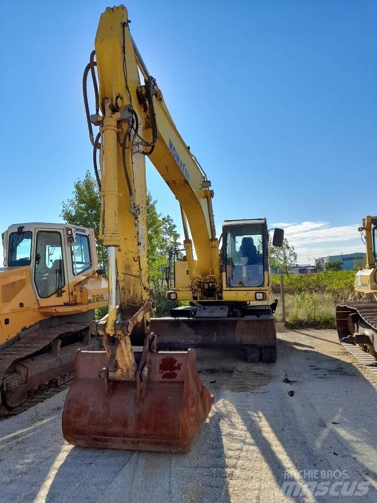 Komatsu PW200-7 Wheeled excavators