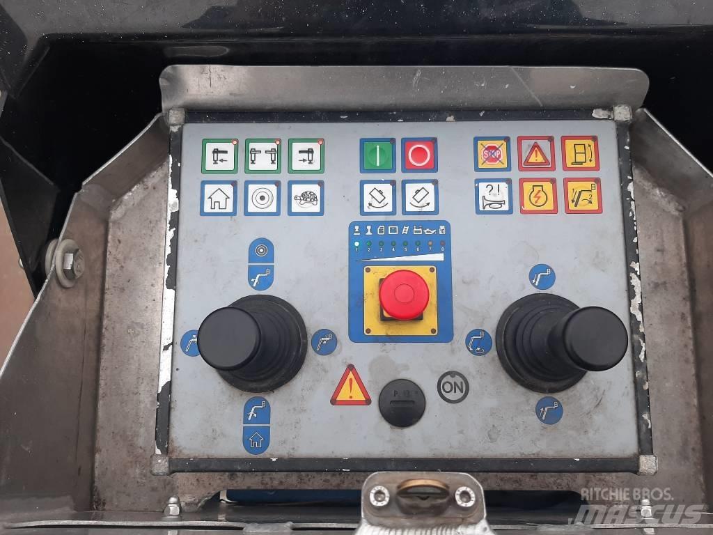 Palfinger P 260 B Truck mounted platforms