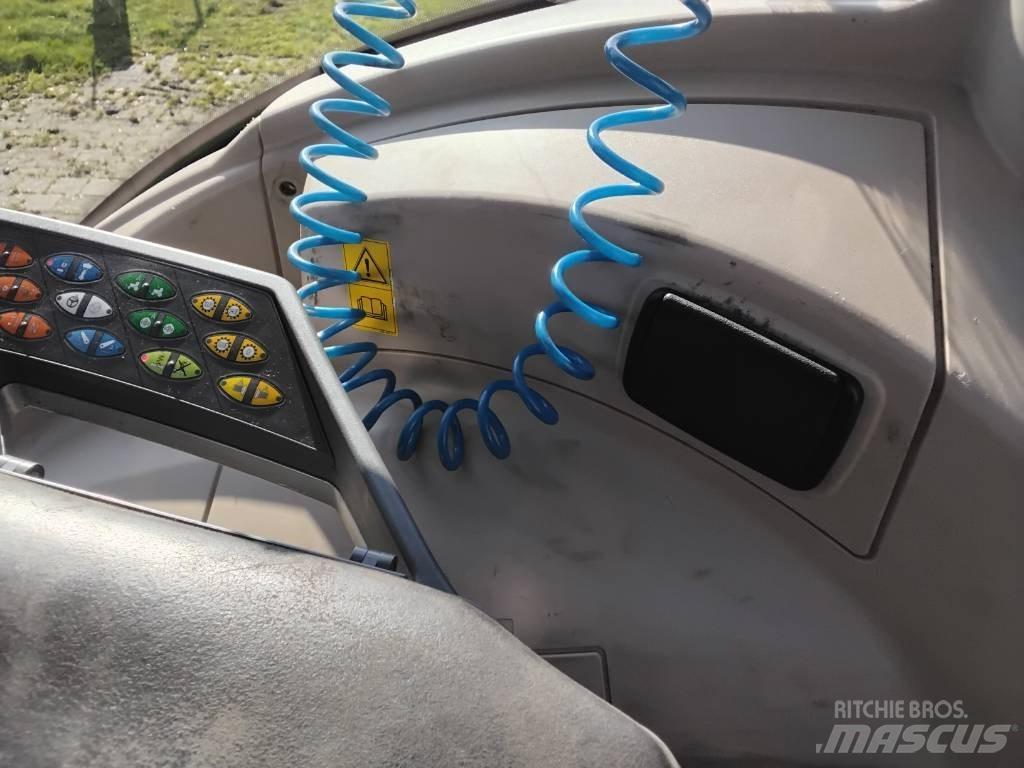 Fendt 924 Vario Tractors