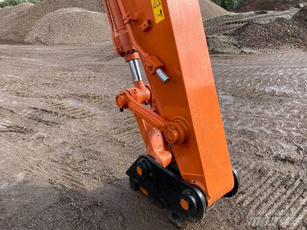 Hitachi ZX225USLC-6 Crawler excavators