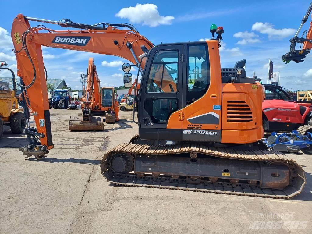 Doosan DX140LC-7K Crawler excavators
