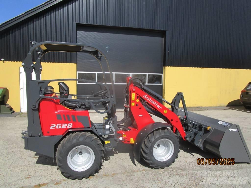 Schäffer 2628 Multi-purpose loaders
