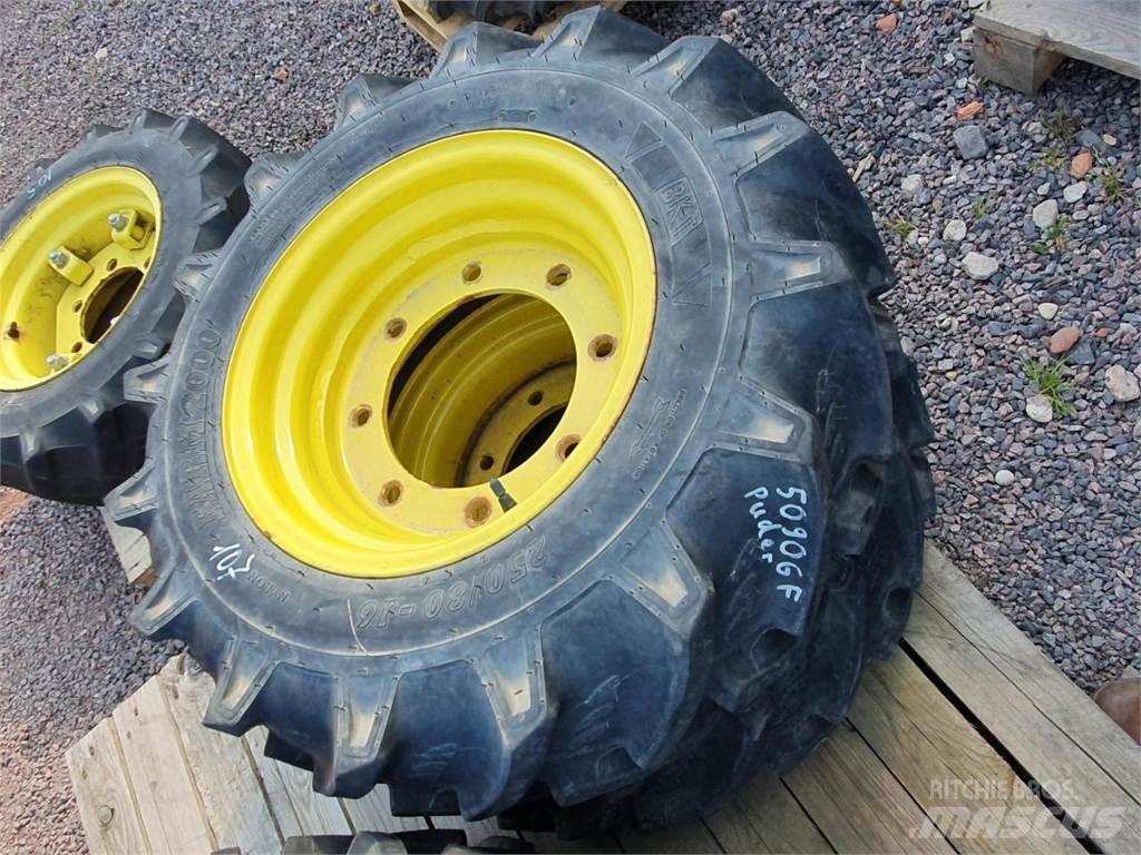 BKT 250/80-16 x2 Tyres, wheels and rims