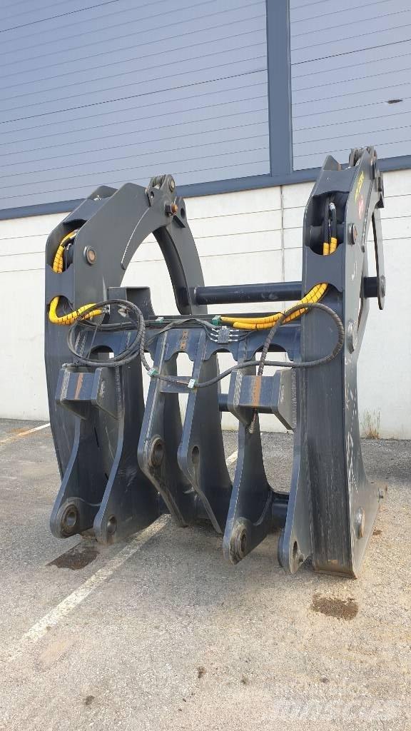 Hytera LG35 Grapples