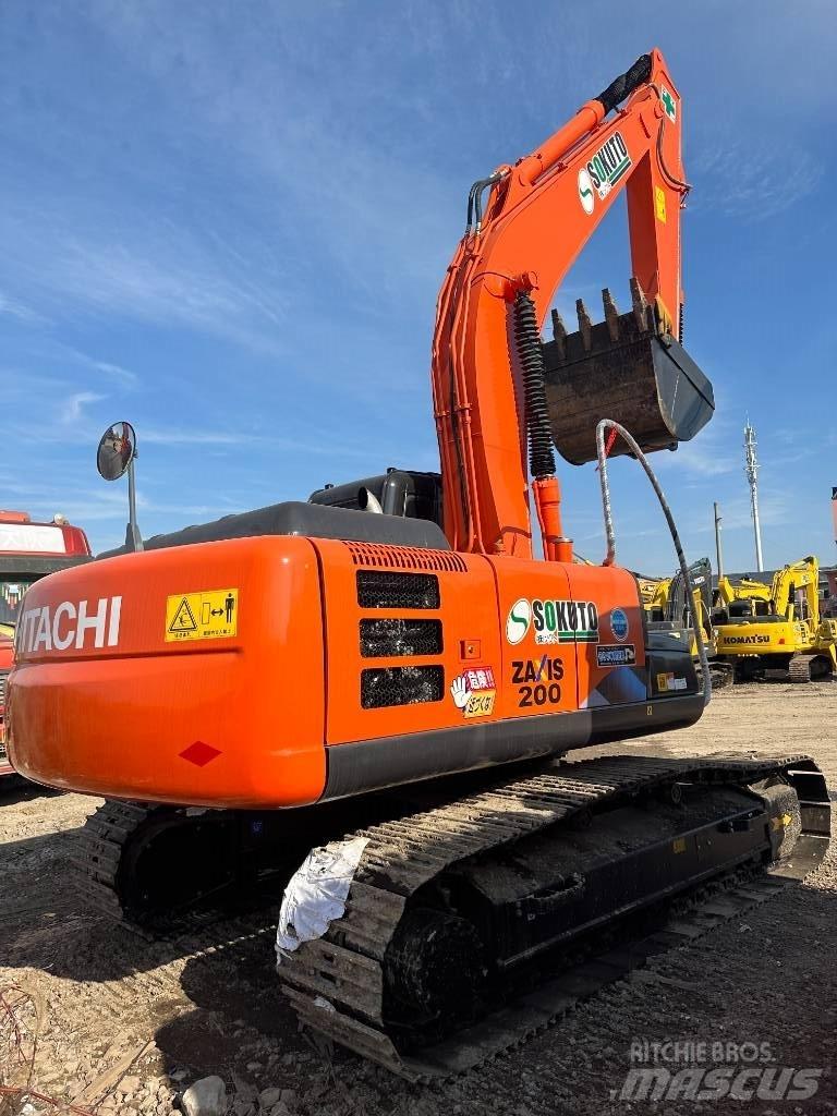 Hitachi ZX 200 Crawler excavators