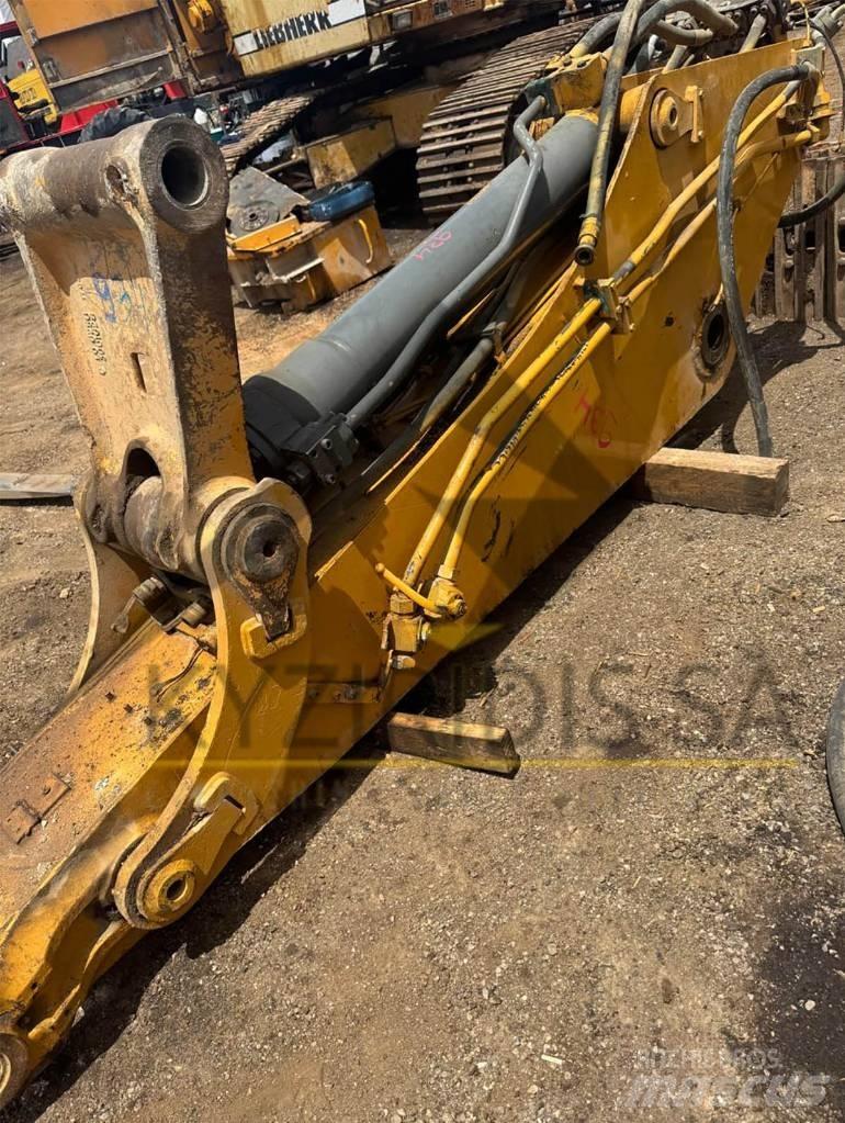 Liebherr R 934 Booms and arms