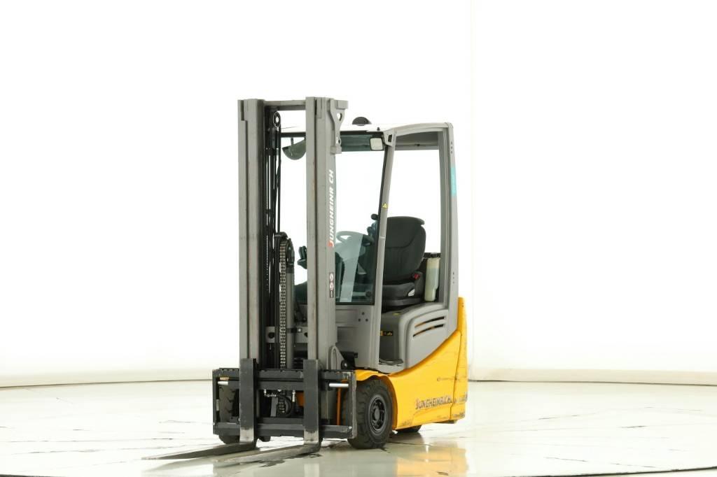 Jungheinrich EFG 215 Electric forklift trucks