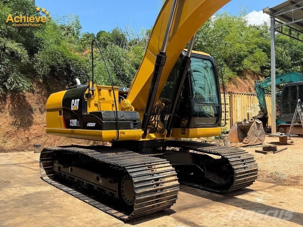 CAT 320 D2L Crawler excavators