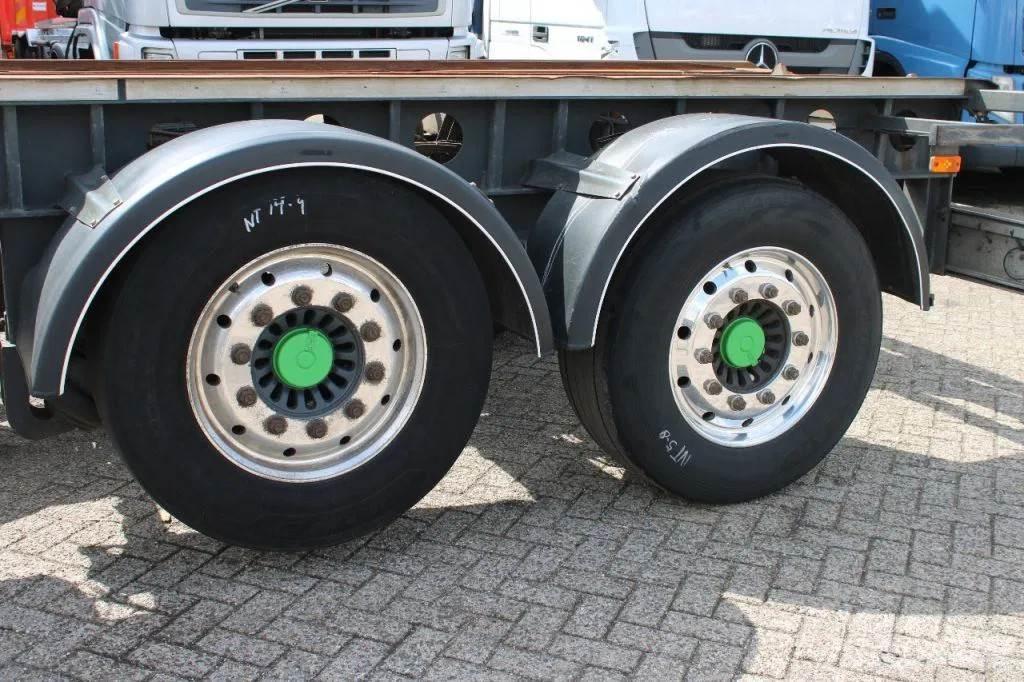 Burg 3x SAF Container trailers