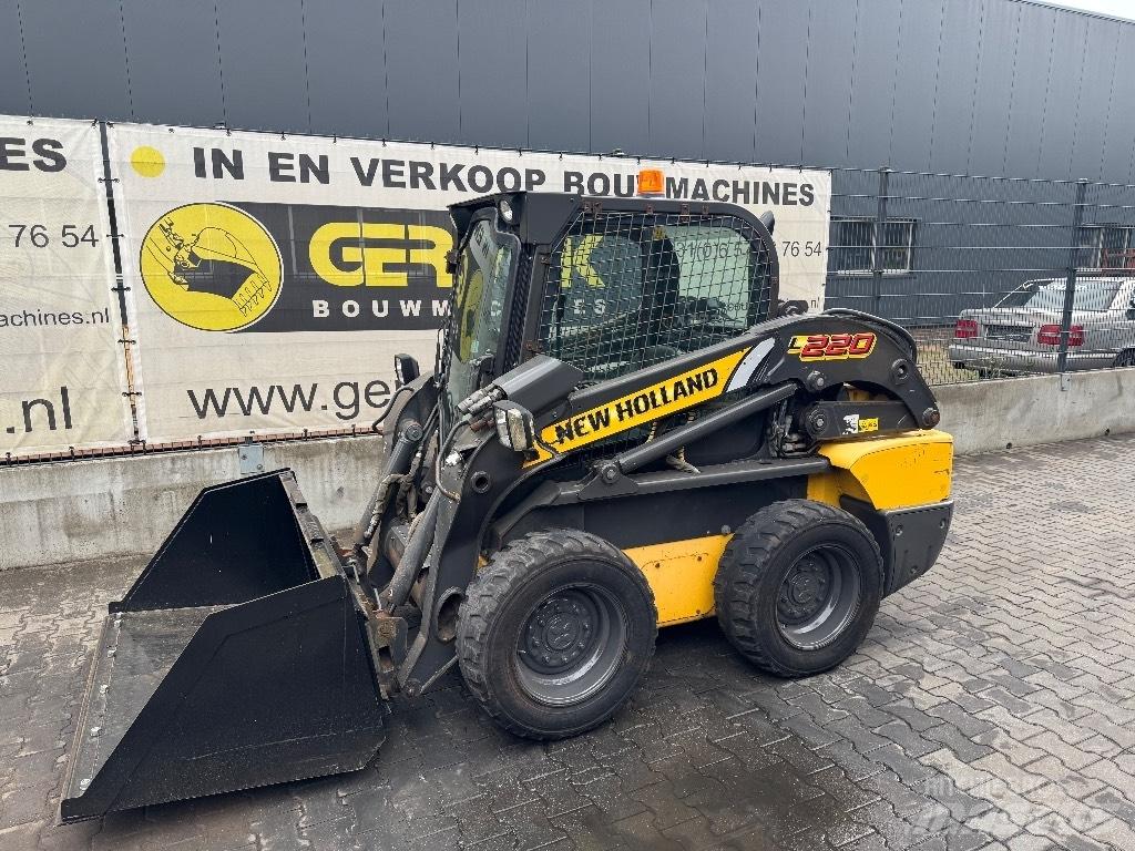 New Holland L220 Skid steer loaders