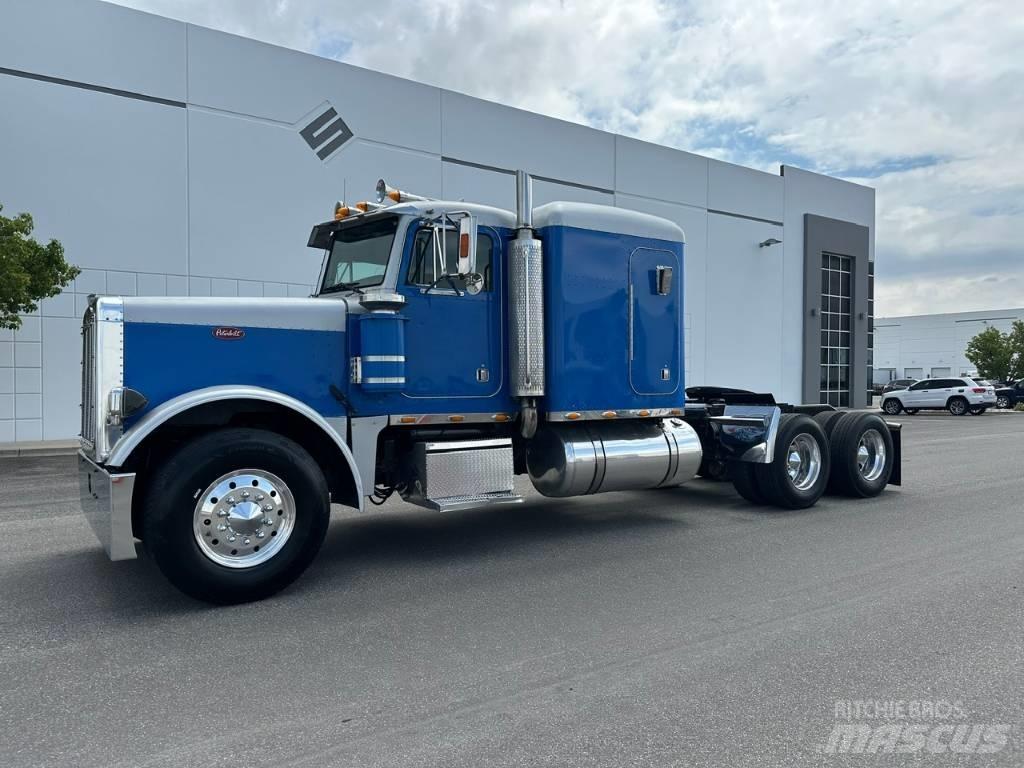 Peterbilt 379 Prime Movers