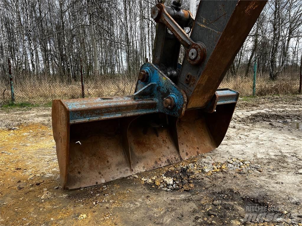  EC210CL Crawler excavators
