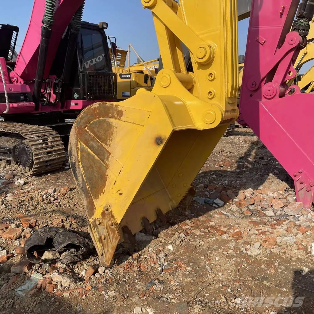 Komatsu PC 240 Crawler excavators