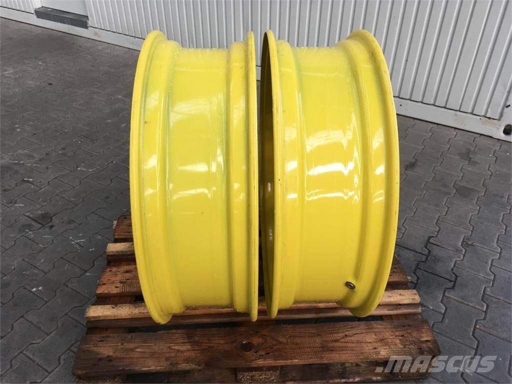 John Deere 10x34 Tyres, wheels and rims