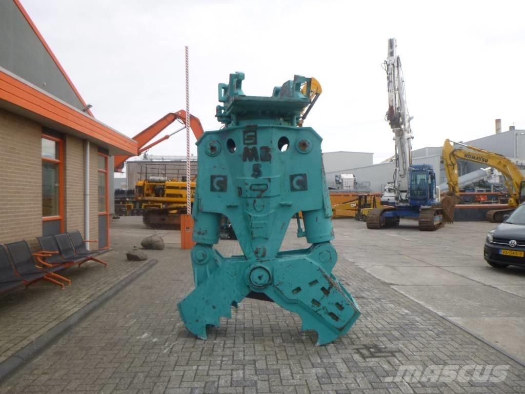 Montabert MB 500 Crushers