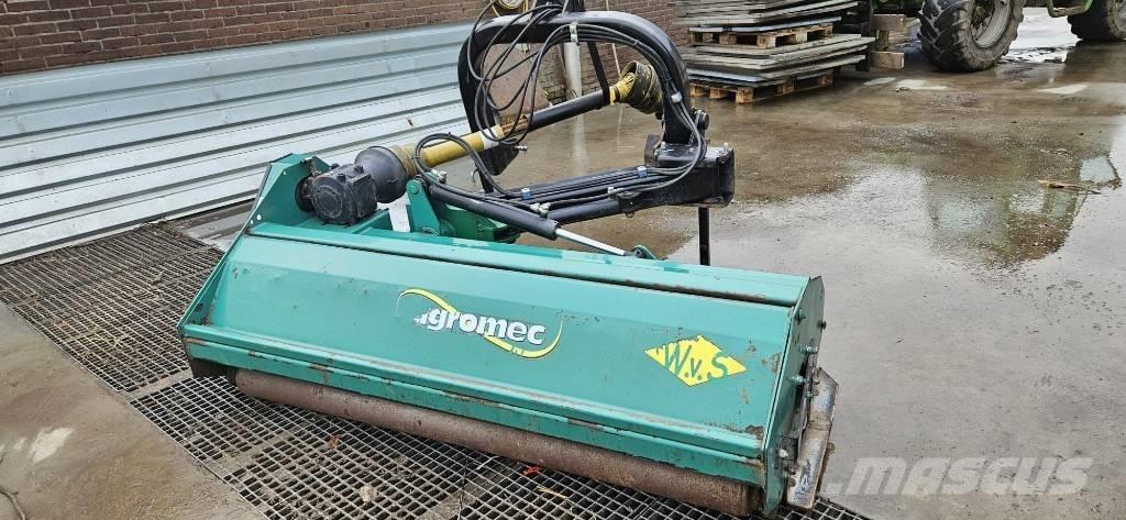 Agromec Klepelmaaier Ploughs