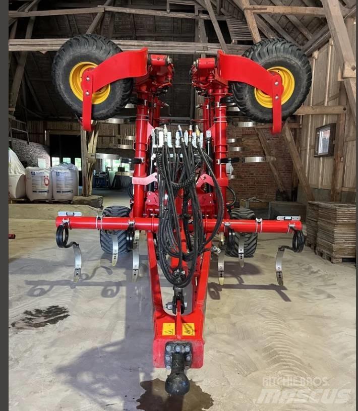 Väderstad Swift 560 Cultivators