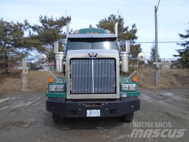 Western Star 4900 SA Prime Movers