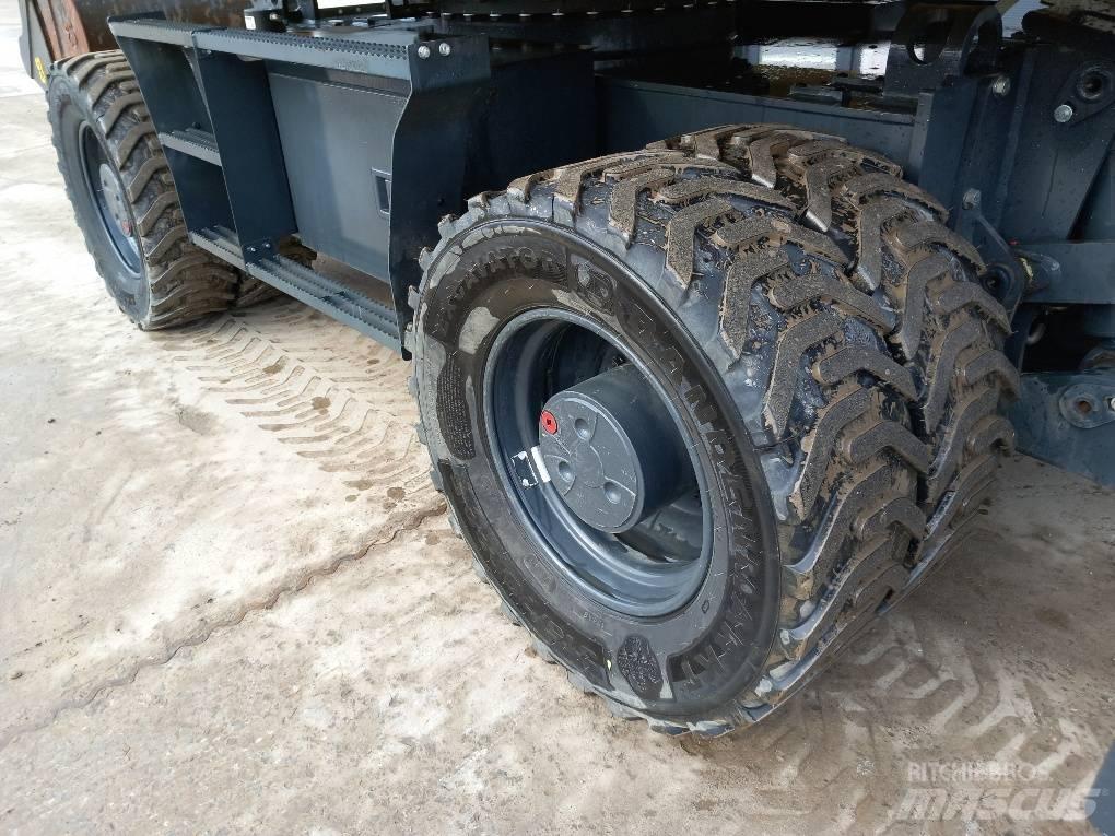 Komatsu PW160-11E0 Wheeled excavators