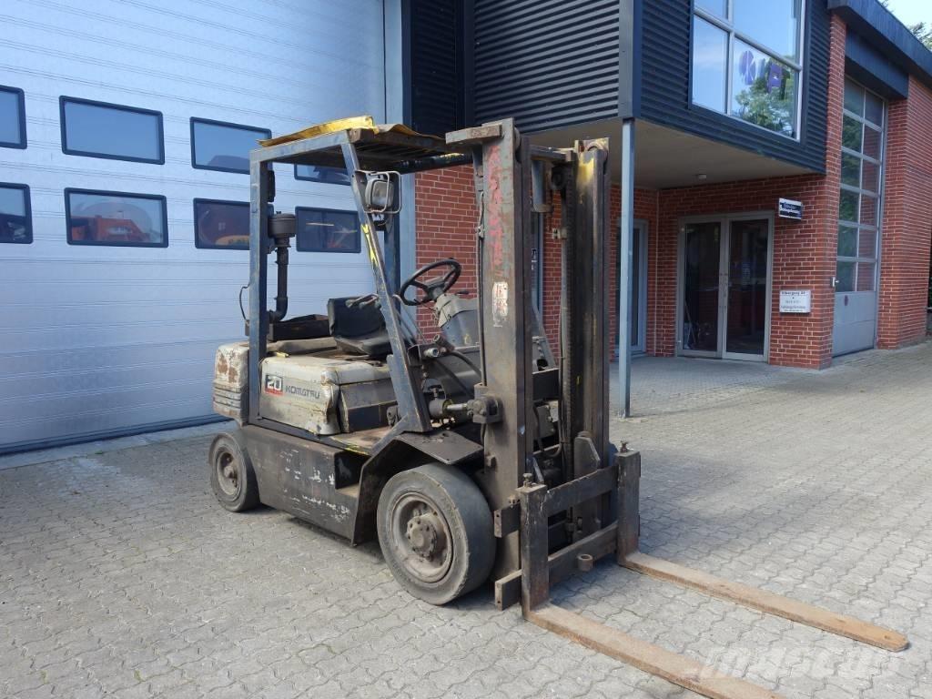 Komatsu FD 20-11 Diesel trucks