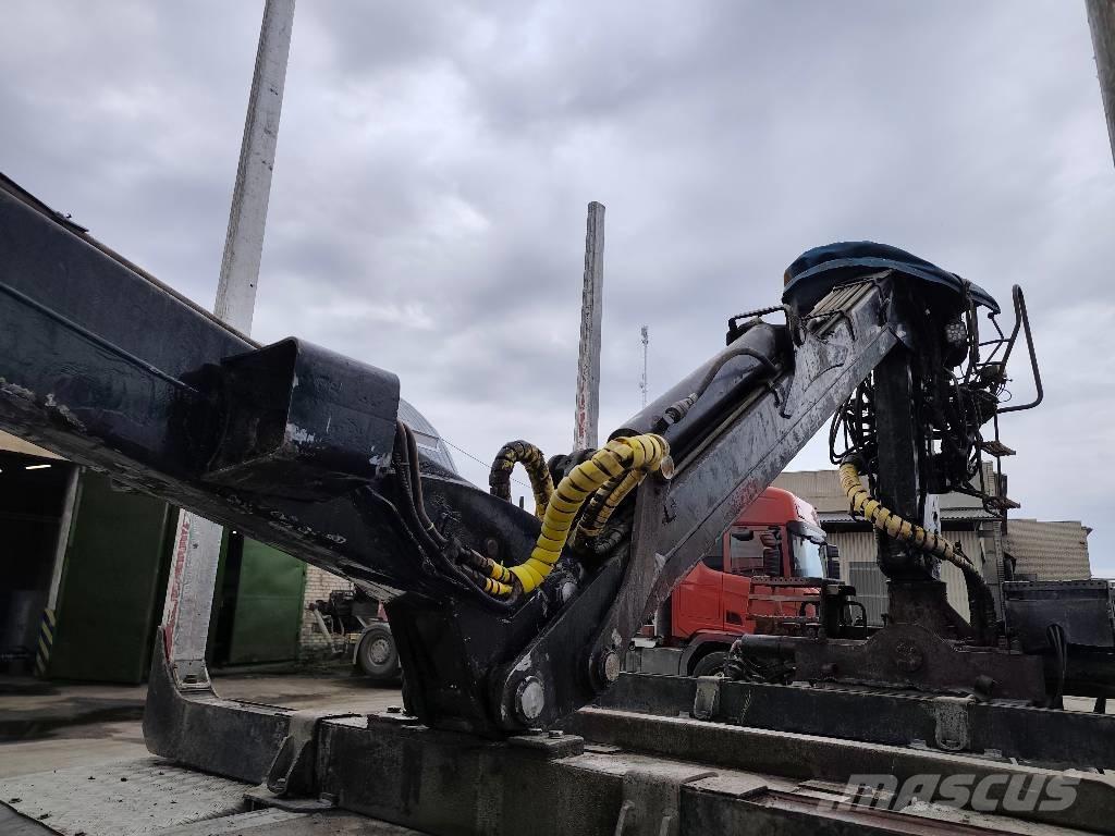 Loglift F96S Timber cranes