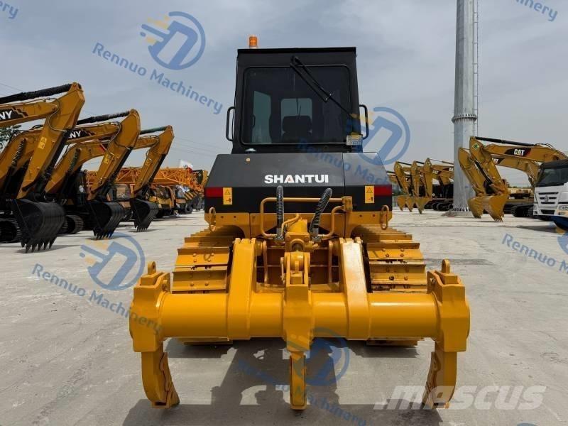 Shantui SD 16 Crawler dozers