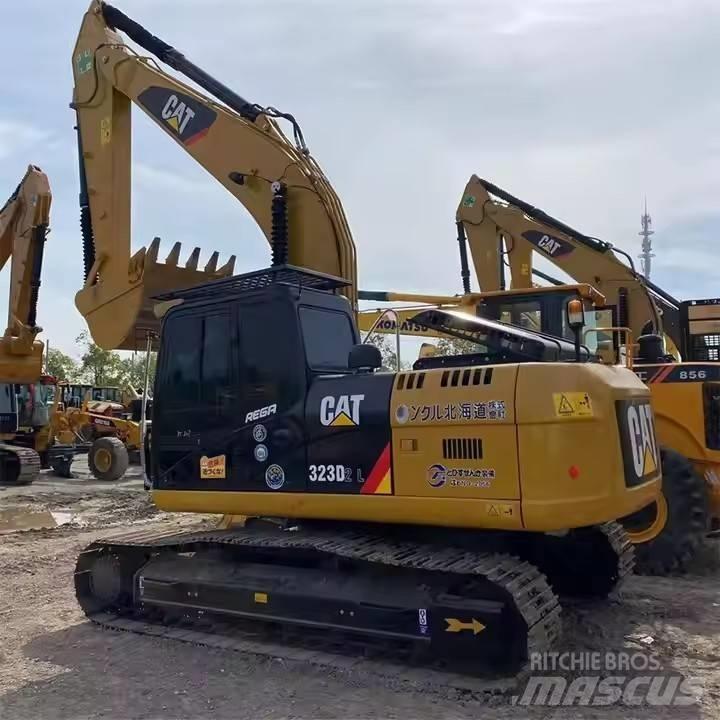 CAT 323 D2L Crawler excavators