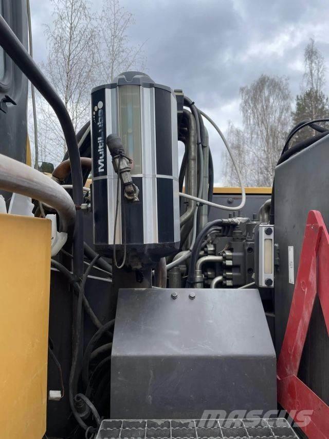 Volvo EW 180 B Wheeled excavators