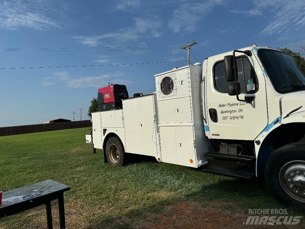 Freightliner M2 106 Municipal / general purpose vehicles