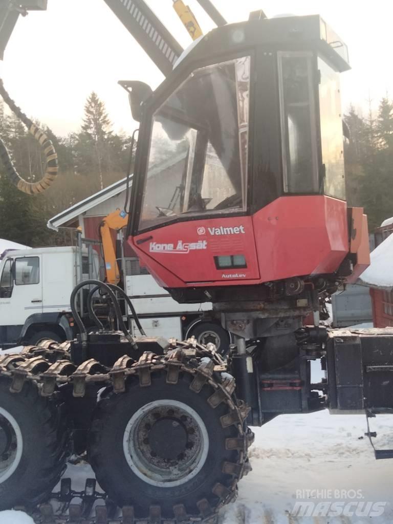 Valmet 901.3 Harvesters