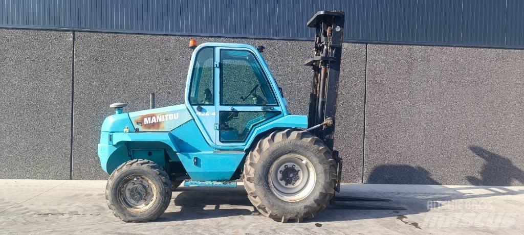 Manitou M 26.4 Rough terrain truck
