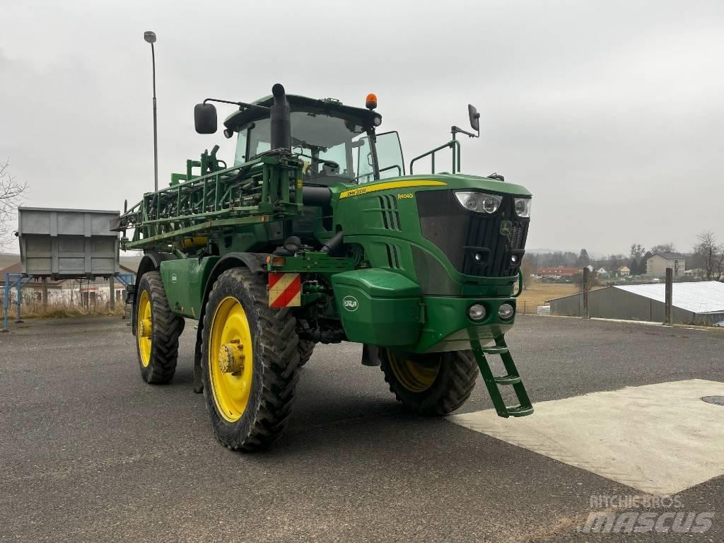 John Deere R4040i Self-propelled sprayers