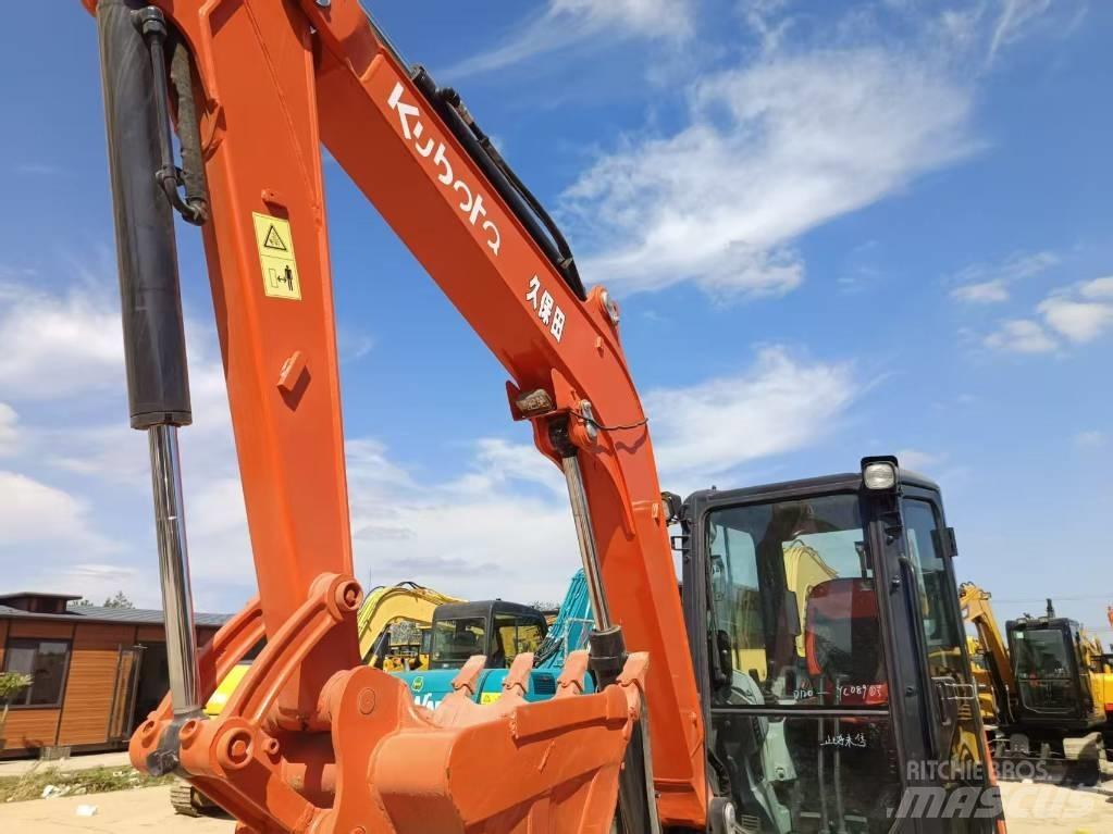 Kubota KX 163 Crawler excavators
