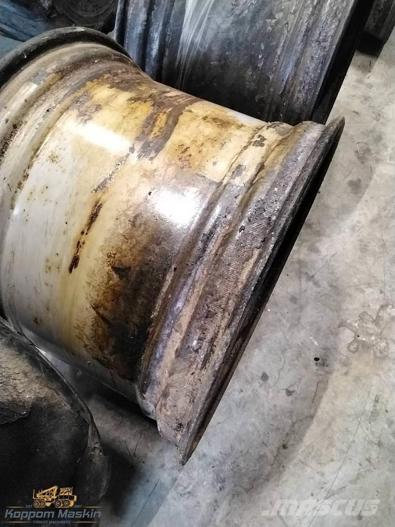 Logset 8H 24x34 Tyres, wheels and rims