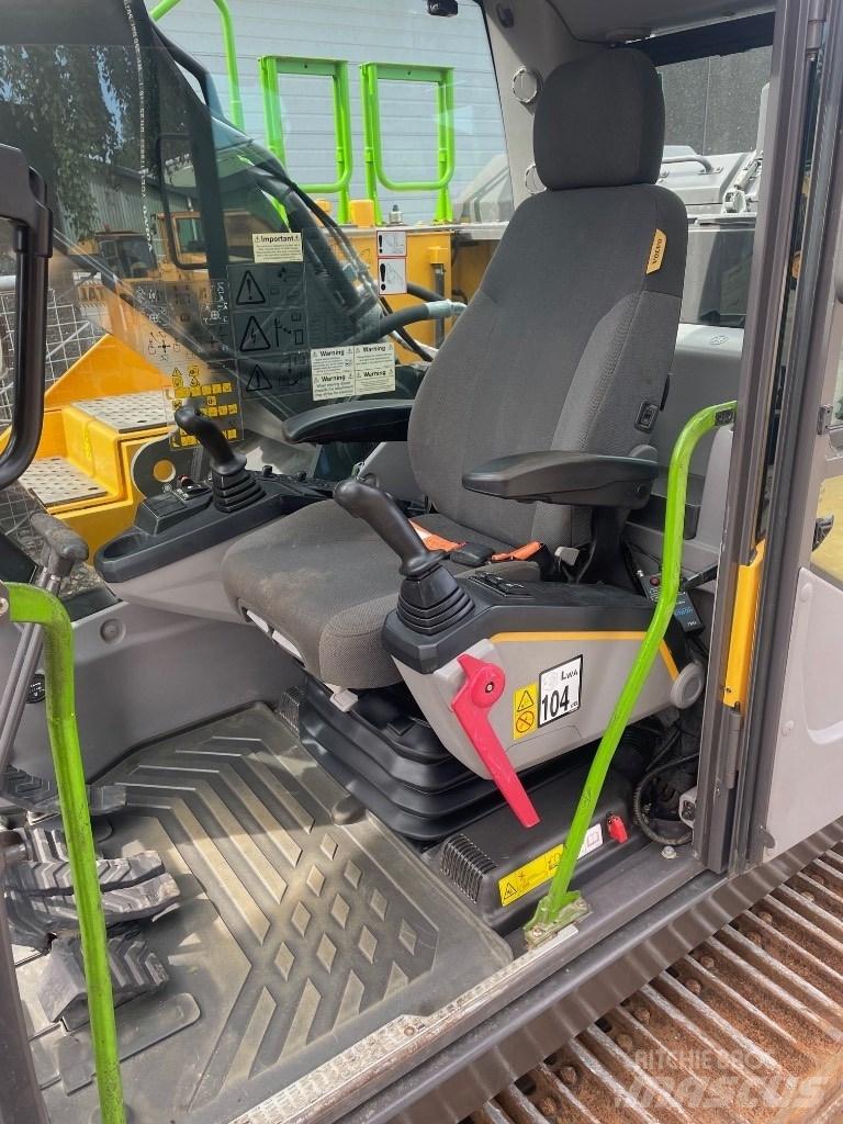 Volvo EC300EL Crawler excavators