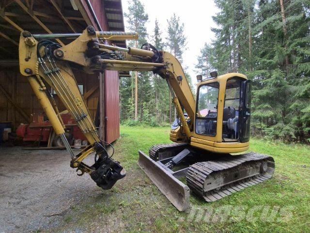 Komatsu PC75 UU Crawler excavators